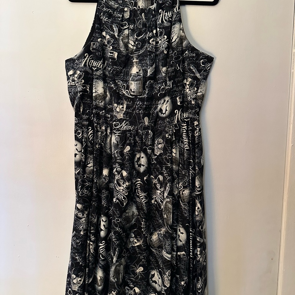 Dollz and Dames Haunted Dress
